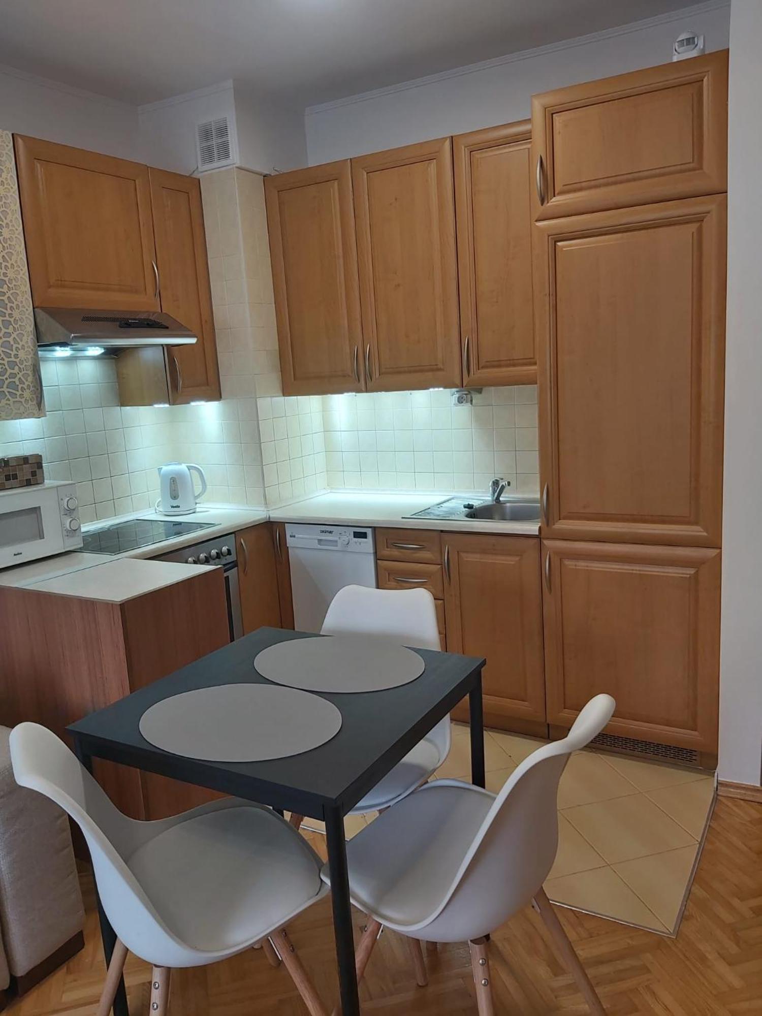 Apartament, 2 Pokoje, Stacja Metra Kabaty, Ursynow Warsaw Exterior photo